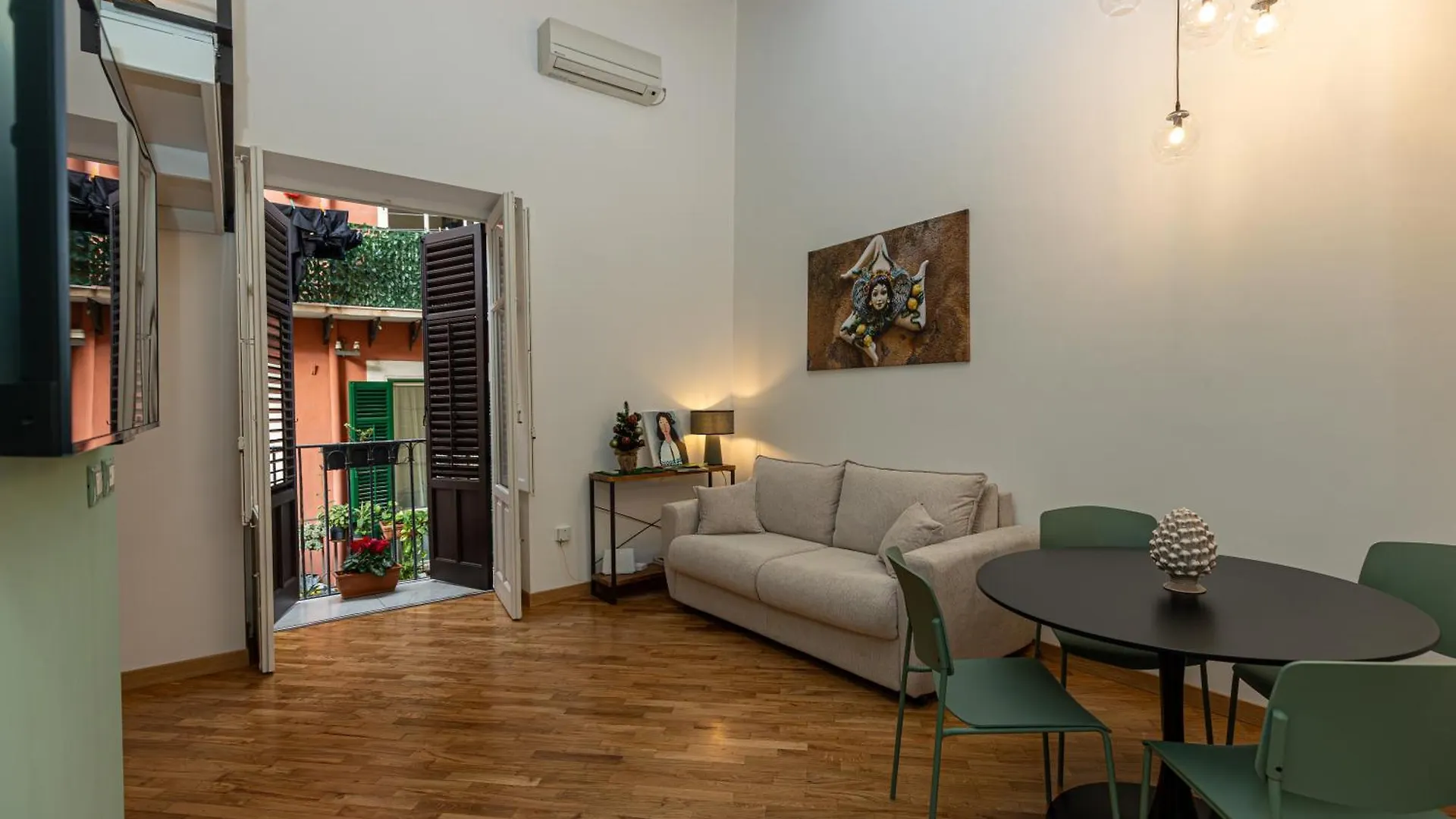 Maison Castro Casetta A Palermo 0*,